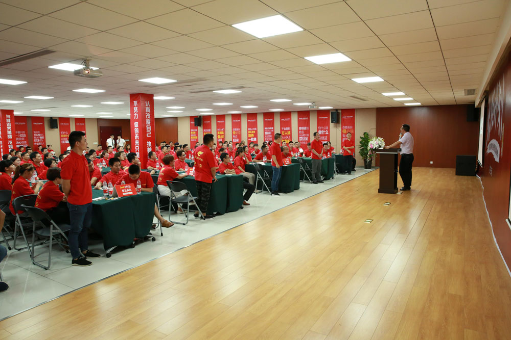 2018科恩火炬計劃暨科恩全國優(yōu)秀經銷商第三期聯(lián)動大會